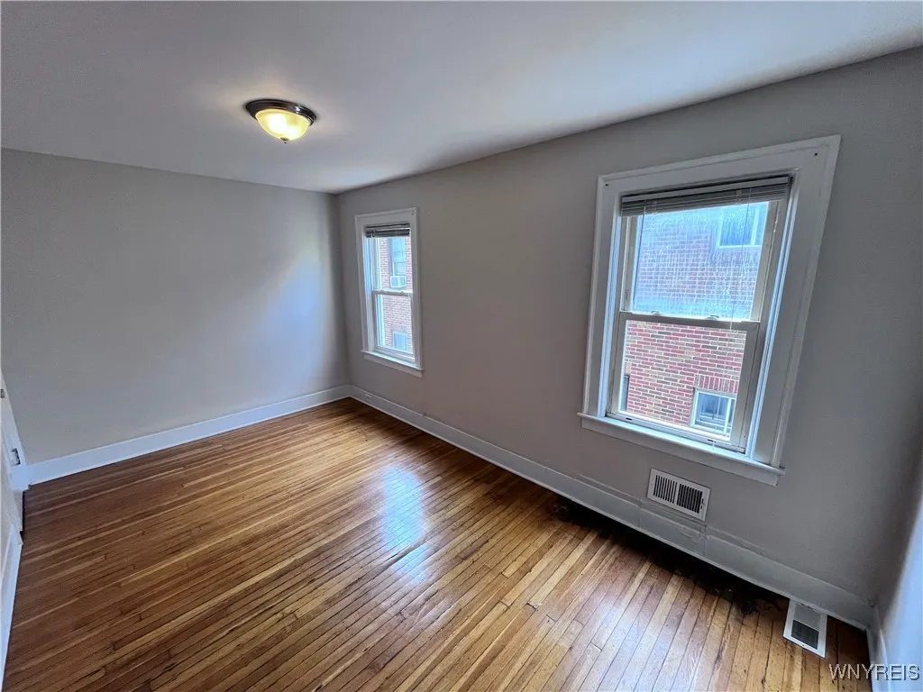 45 Delham Avenue, Buffalo, New York 14216, Buffalo, New York 14216, 4 Bedrooms Bedrooms, 8 Rooms Rooms,2 BathroomsBathrooms,Residential Lease,For Rent,45 Delham Avenue, Buffalo, New York 14216,0,B1645690