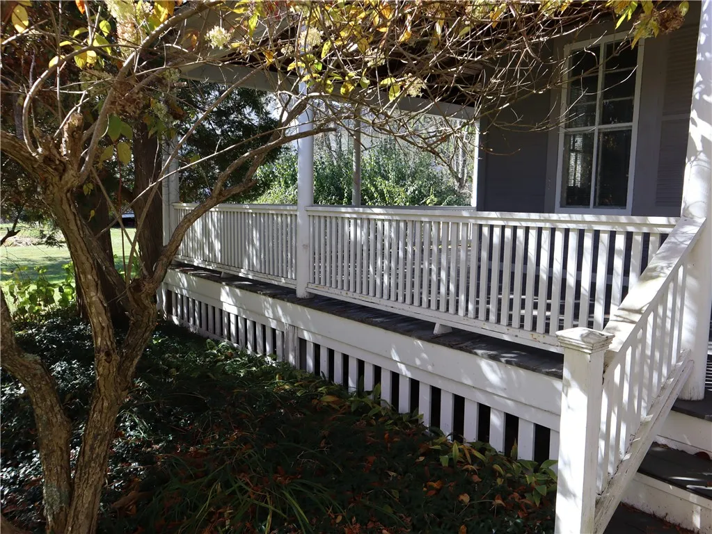 35 Lake Street, Harpersfield, New York 12167, Harpersfield, New York 12167, 6 Bedrooms Bedrooms, 9 Rooms Rooms,2 BathroomsBathrooms,Residential,For Sale,35 Lake Street, Harpersfield, New York 12167,0,R1645704