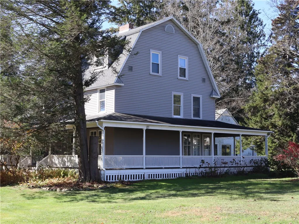 35 Lake Street, Harpersfield, New York 12167, Harpersfield, New York 12167, 6 Bedrooms Bedrooms, 9 Rooms Rooms,2 BathroomsBathrooms,Residential,For Sale,35 Lake Street, Harpersfield, New York 12167,0,R1645704