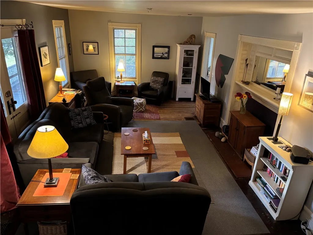 35 Lake Street, Harpersfield, New York 12167, Harpersfield, New York 12167, 6 Bedrooms Bedrooms, 9 Rooms Rooms,2 BathroomsBathrooms,Residential,For Sale,35 Lake Street, Harpersfield, New York 12167,0,R1645704