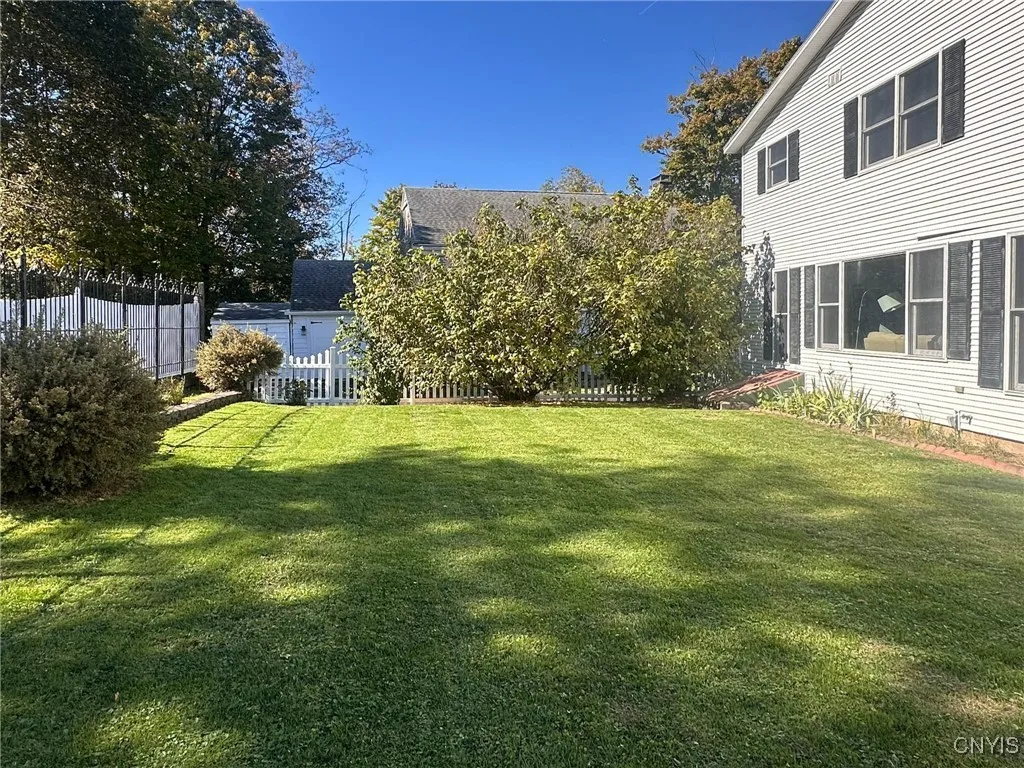 12 Eastwood Avenue, Utica, New York 13501, Utica, New York 13501, 5 Bedrooms Bedrooms, 10 Rooms Rooms,3 BathroomsBathrooms,Residential,For Sale,12 Eastwood Avenue, Utica, New York 13501,0,S1645713