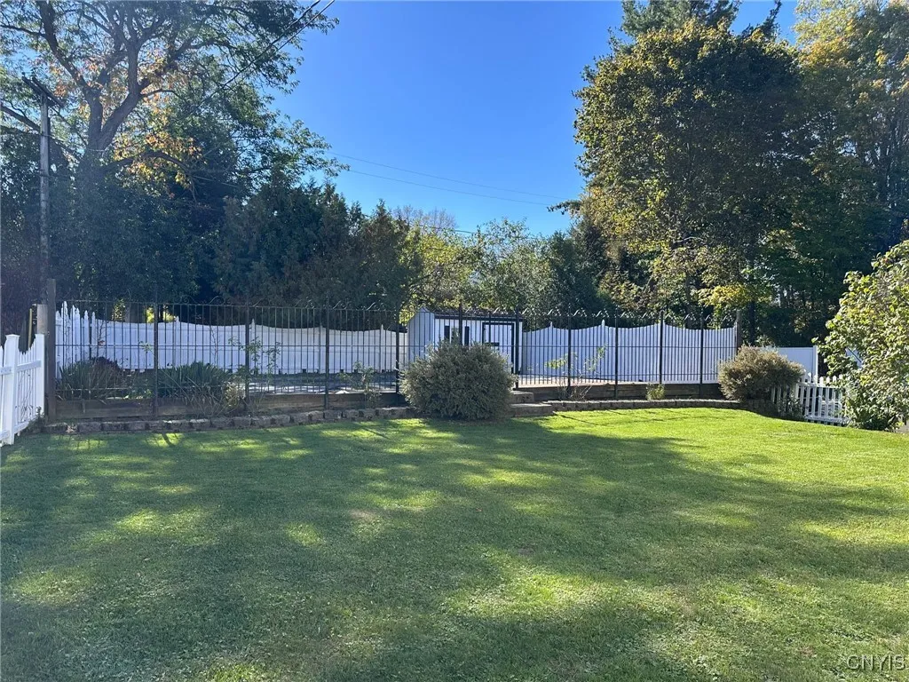 12 Eastwood Avenue, Utica, New York 13501, Utica, New York 13501, 5 Bedrooms Bedrooms, 10 Rooms Rooms,3 BathroomsBathrooms,Residential,For Sale,12 Eastwood Avenue, Utica, New York 13501,0,S1645713