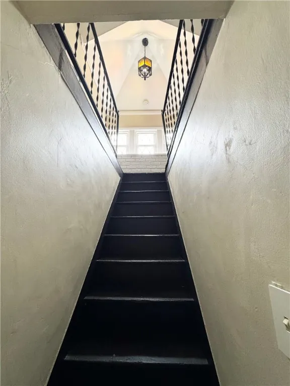 10 Alden Avenue, Auburn, New York 13021, Auburn, New York 13021, 4 Bedrooms Bedrooms, 7 Rooms Rooms,3 BathroomsBathrooms,Residential,For Sale,10 Alden Avenue, Auburn, New York 13021,0,R1645645