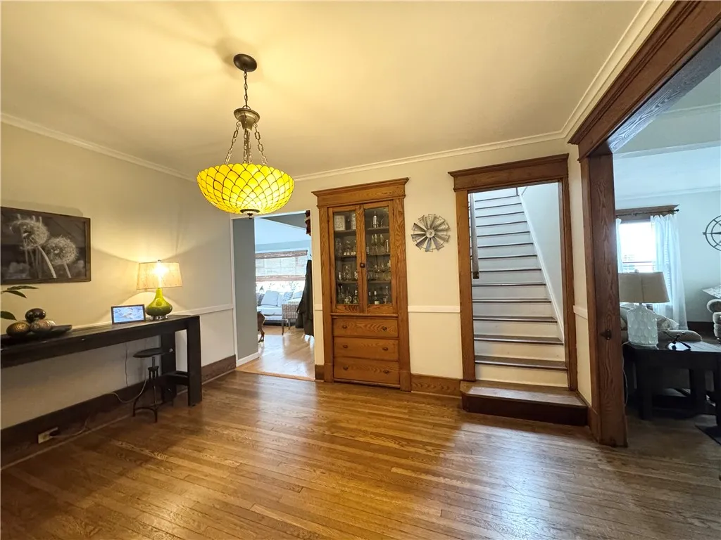 10 Alden Avenue, Auburn, New York 13021, Auburn, New York 13021, 4 Bedrooms Bedrooms, 7 Rooms Rooms,3 BathroomsBathrooms,Residential,For Sale,10 Alden Avenue, Auburn, New York 13021,0,R1645645