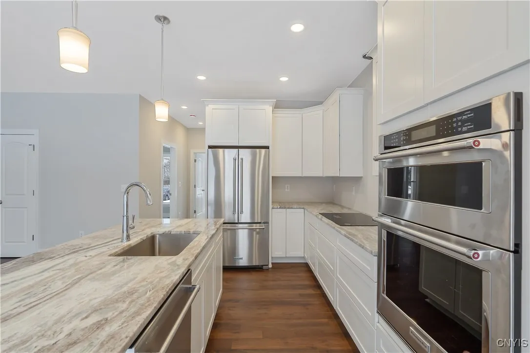 109 Terwillager Lane, Manlius, New York 13116, Manlius, New York 13116, 3 Bedrooms Bedrooms, 7 Rooms Rooms,2 BathroomsBathrooms,Residential,For Sale,109 Terwillager Lane, Manlius, New York 13116,0,S1645055