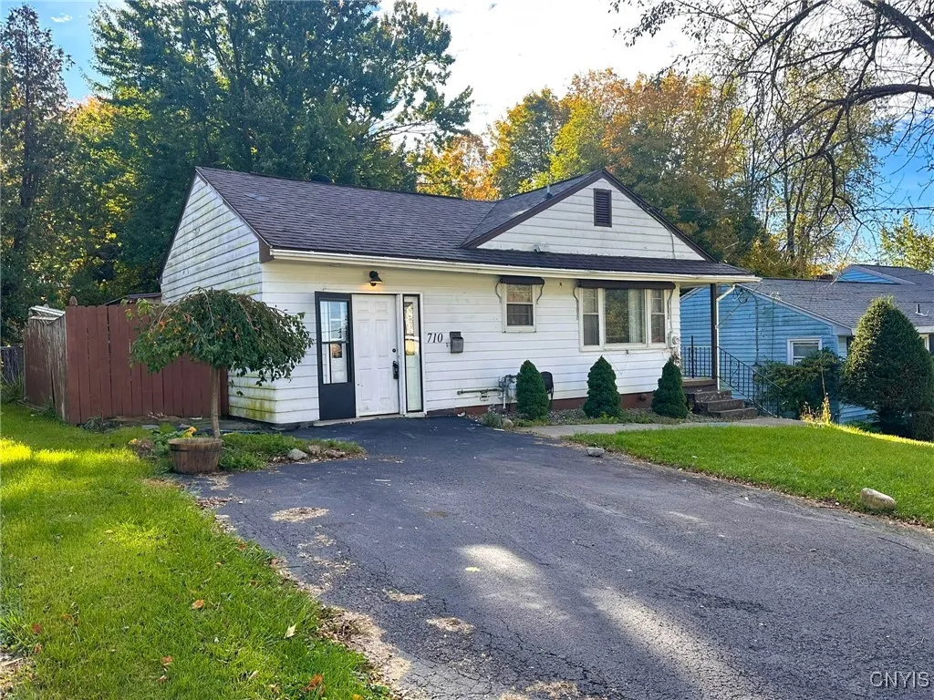 710 Cosby Road, Utica, New York 13502, Utica, New York 13502, 3 Bedrooms Bedrooms, 8 Rooms Rooms,1 BathroomBathrooms,Residential,For Sale,710 Cosby Road, Utica, New York 13502,0,S1645722