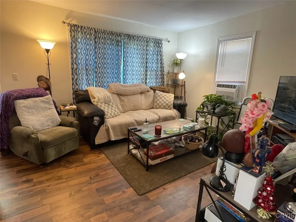 299 Chestnut Street, Oswego, New York 13126, Oswego, New York 13126, 2 Bedrooms Bedrooms, 5 Rooms Rooms,1 BathroomBathrooms,Residential,For Sale,299 Chestnut Street, Oswego, New York 13126,0,S1645730