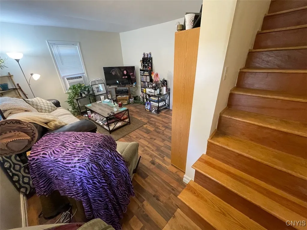 299 Chestnut Street, Oswego, New York 13126, Oswego, New York 13126, 2 Bedrooms Bedrooms, 5 Rooms Rooms,1 BathroomBathrooms,Residential,For Sale,299 Chestnut Street, Oswego, New York 13126,0,S1645730