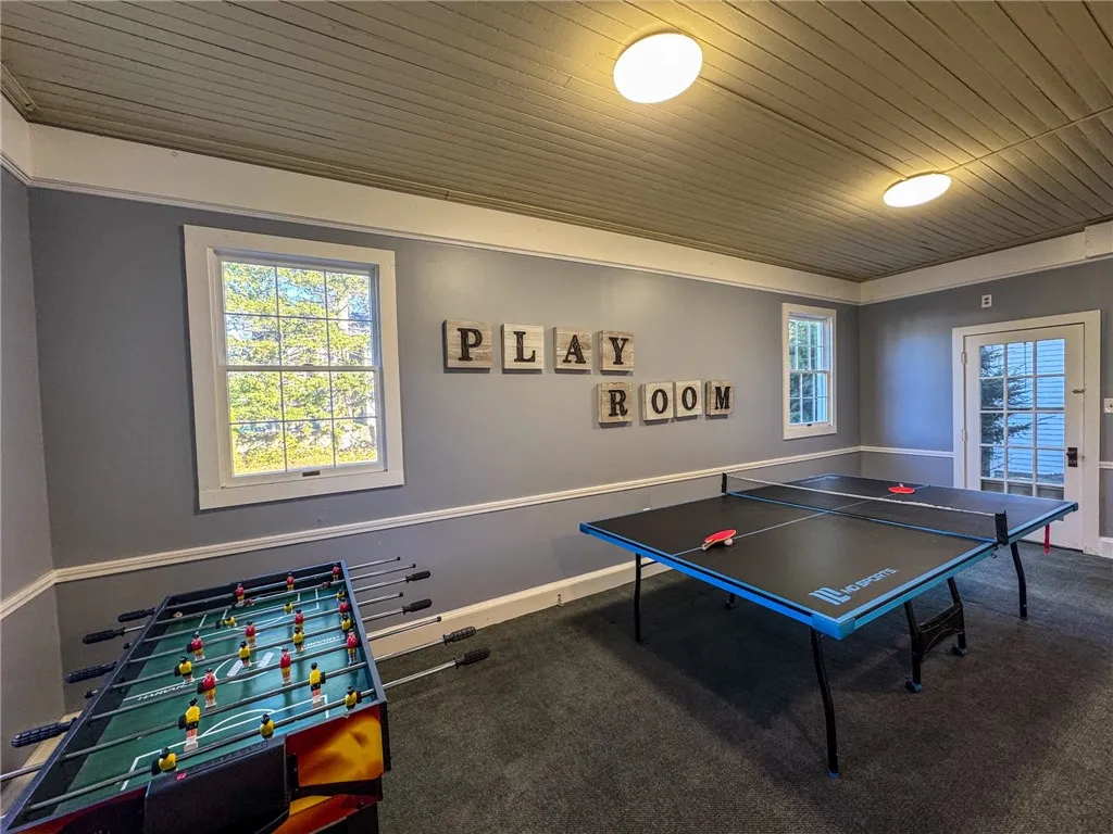 24 Genesee Street, New Berlin, New York 13411, New Berlin, New York 13411, 5 Bedrooms Bedrooms, 23 Rooms Rooms,3 BathroomsBathrooms,Residential,For Sale,24 Genesee Street, New Berlin, New York 13411,0,R1644449