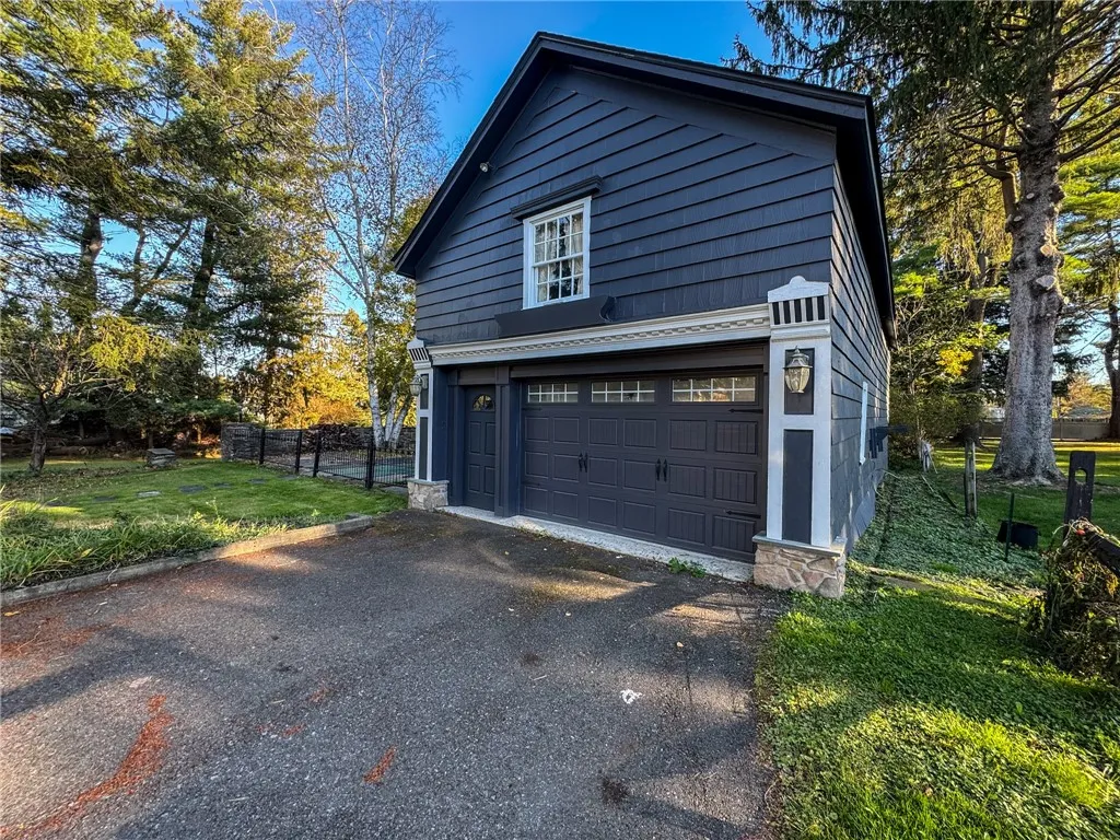 24 Genesee Street, New Berlin, New York 13411, New Berlin, New York 13411, 5 Bedrooms Bedrooms, 23 Rooms Rooms,3 BathroomsBathrooms,Residential,For Sale,24 Genesee Street, New Berlin, New York 13411,0,R1644449