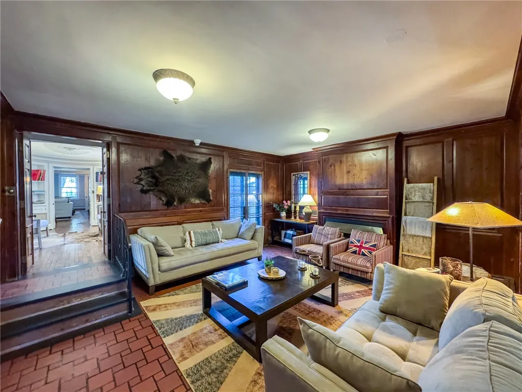 24 Genesee Street, New Berlin, New York 13411, New Berlin, New York 13411, 5 Bedrooms Bedrooms, 23 Rooms Rooms,3 BathroomsBathrooms,Residential,For Sale,24 Genesee Street, New Berlin, New York 13411,0,R1644449