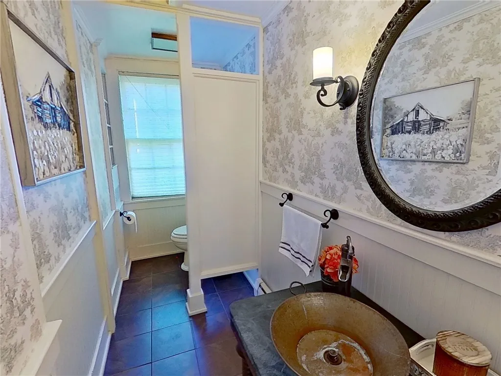 24 Genesee Street, New Berlin, New York 13411, New Berlin, New York 13411, 5 Bedrooms Bedrooms, 23 Rooms Rooms,3 BathroomsBathrooms,Residential,For Sale,24 Genesee Street, New Berlin, New York 13411,0,R1644449