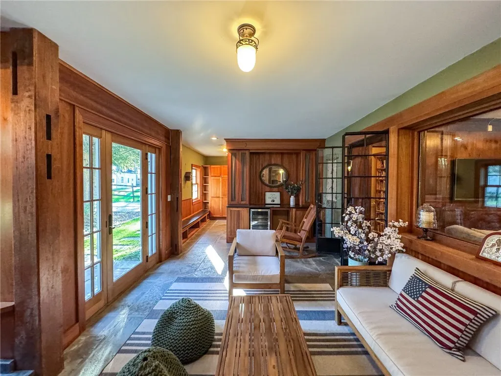 24 Genesee Street, New Berlin, New York 13411, New Berlin, New York 13411, 5 Bedrooms Bedrooms, 23 Rooms Rooms,3 BathroomsBathrooms,Residential,For Sale,24 Genesee Street, New Berlin, New York 13411,0,R1644449