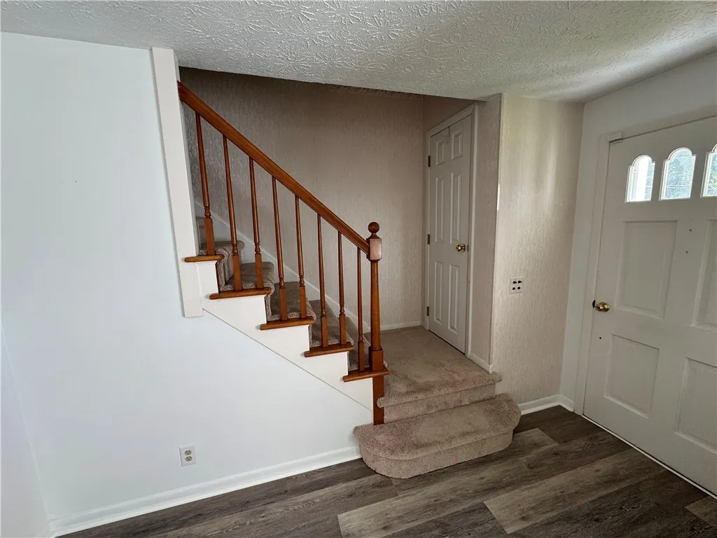 52 Mill Street, Ogden, New York 14559, Ogden, New York 14559, 4 Bedrooms Bedrooms, 10 Rooms Rooms,3 BathroomsBathrooms,Residential Lease,For Rent,52 Mill Street, Ogden, New York 14559,0,R1645751