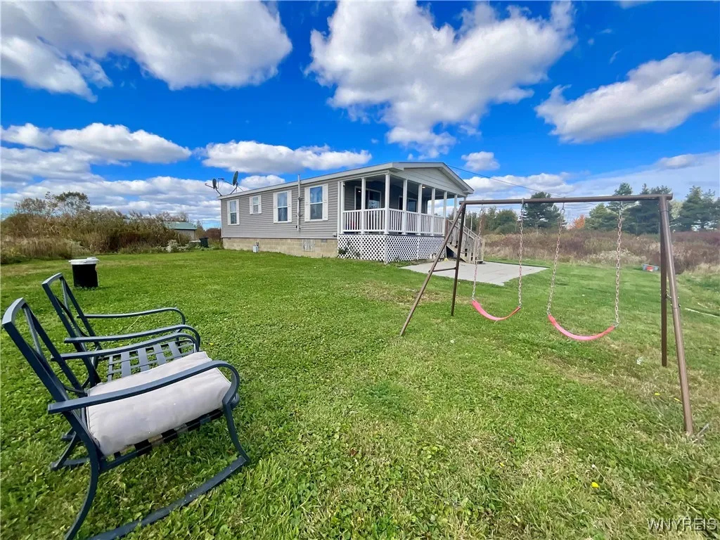 5343 Berry Road, Pomfret, New York 14063, Pomfret, New York 14063, 2 Bedrooms Bedrooms, 5 Rooms Rooms,1 BathroomBathrooms,Residential,Closed,5343 Berry Road, Pomfret, New York 14063,0,B1645753