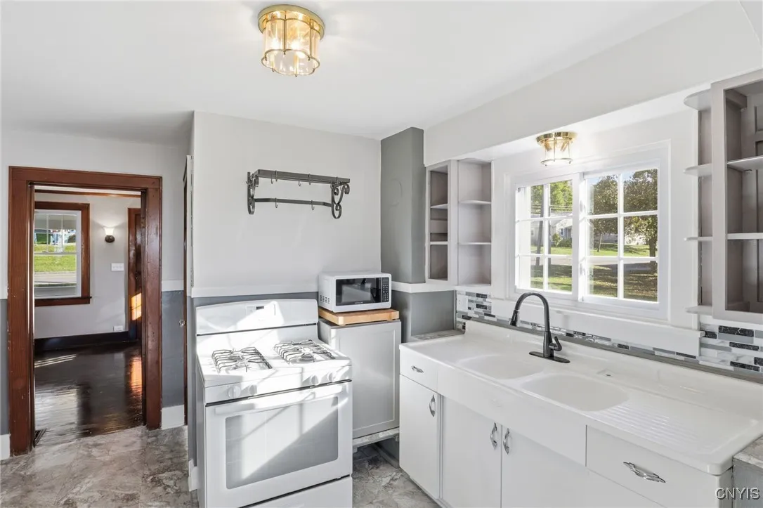 287 Rochester Street, Avon, New York 14414, Avon, New York 14414, 3 Bedrooms Bedrooms, 6 Rooms Rooms,1 BathroomBathrooms,Residential,For Sale,287 Rochester Street, Avon, New York 14414,0,S1645610