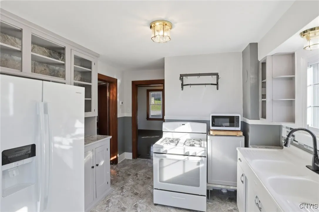 287 Rochester Street, Avon, New York 14414, Avon, New York 14414, 3 Bedrooms Bedrooms, 6 Rooms Rooms,1 BathroomBathrooms,Residential,For Sale,287 Rochester Street, Avon, New York 14414,0,S1645610