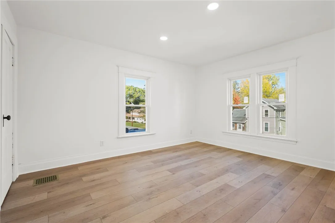 136 North Street, Ridgeway, New York 14103, Ridgeway, New York 14103, 4 Bedrooms Bedrooms, 10 Rooms Rooms,1 BathroomBathrooms,Residential,For Sale,136 North Street, Ridgeway, New York 14103,0,R1645613