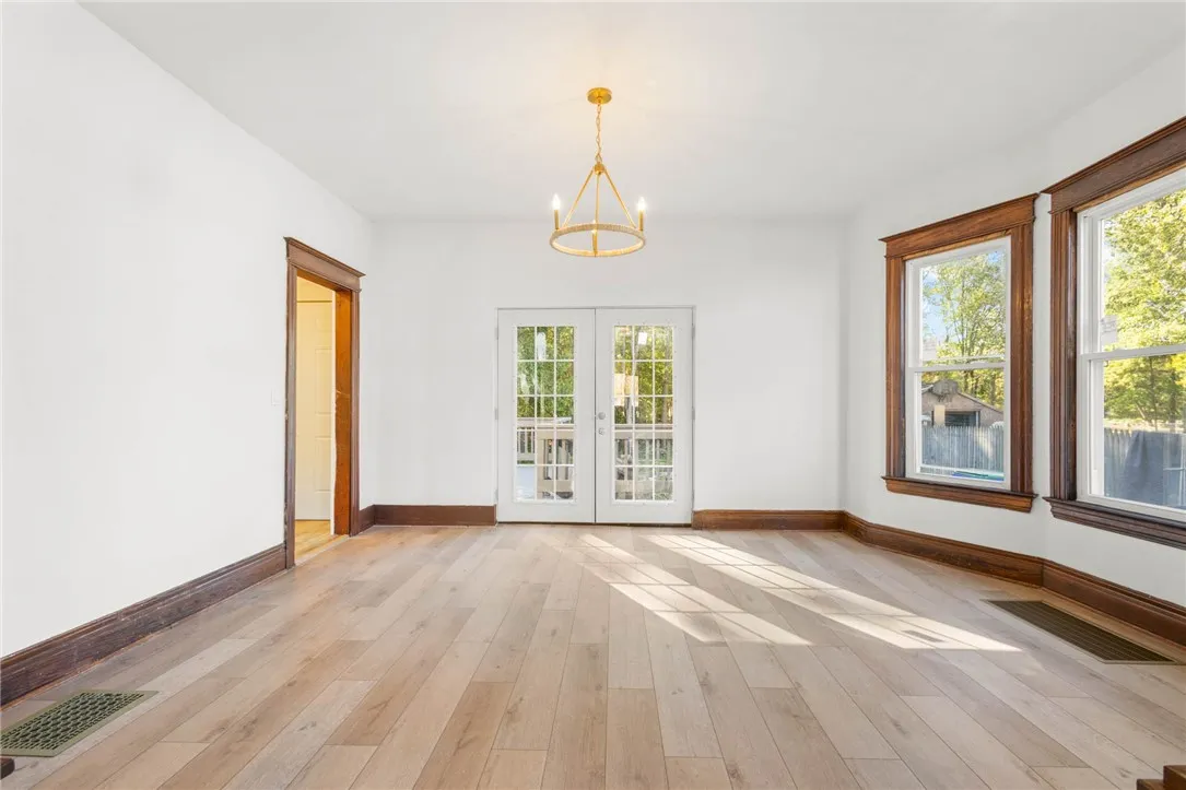 136 North Street, Ridgeway, New York 14103, Ridgeway, New York 14103, 4 Bedrooms Bedrooms, 10 Rooms Rooms,1 BathroomBathrooms,Residential,For Sale,136 North Street, Ridgeway, New York 14103,0,R1645613