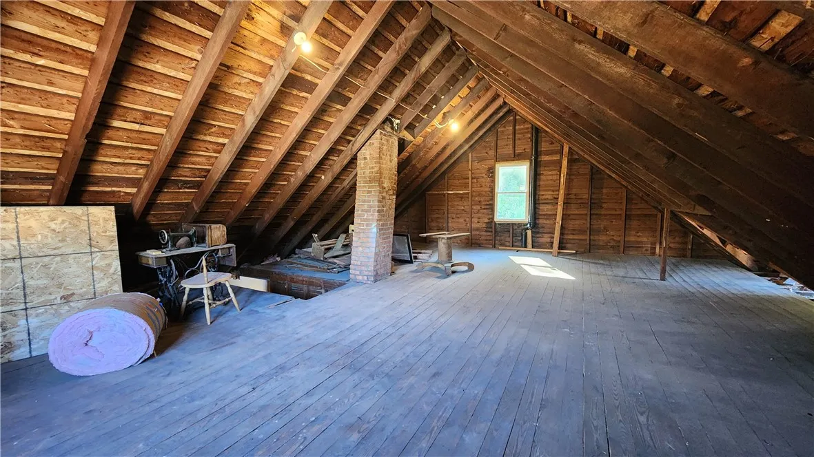 136 North Street, Ridgeway, New York 14103, Ridgeway, New York 14103, 4 Bedrooms Bedrooms, 10 Rooms Rooms,1 BathroomBathrooms,Residential,For Sale,136 North Street, Ridgeway, New York 14103,0,R1645613