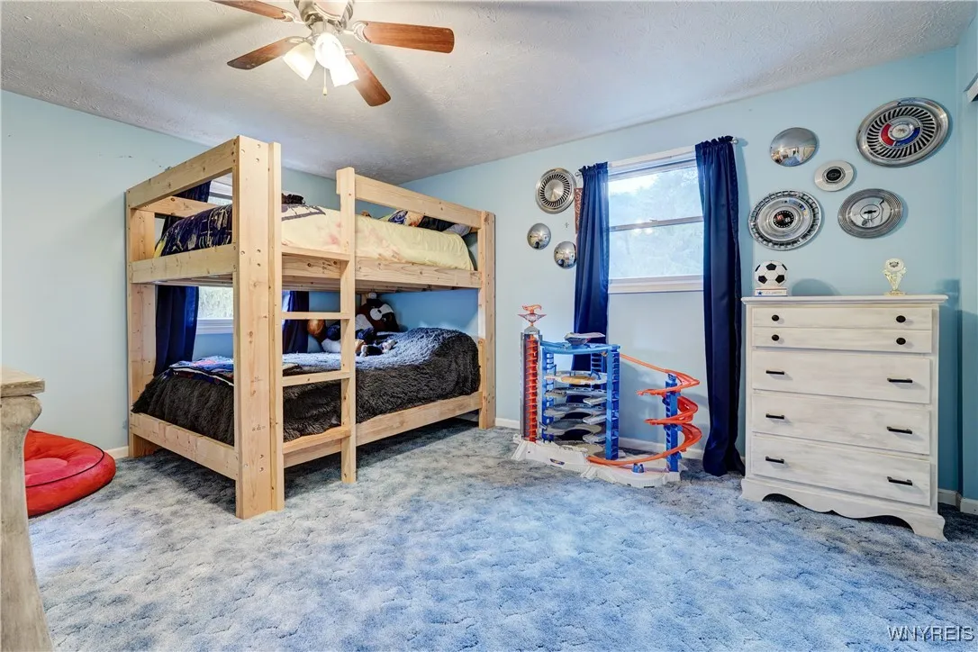 6 High Point Drive, Parma, New York 14559, Parma, New York 14559, 4 Bedrooms Bedrooms, 7 Rooms Rooms,2 BathroomsBathrooms,Residential,For Sale,6 High Point Drive, Parma, New York 14559,0,B1645585