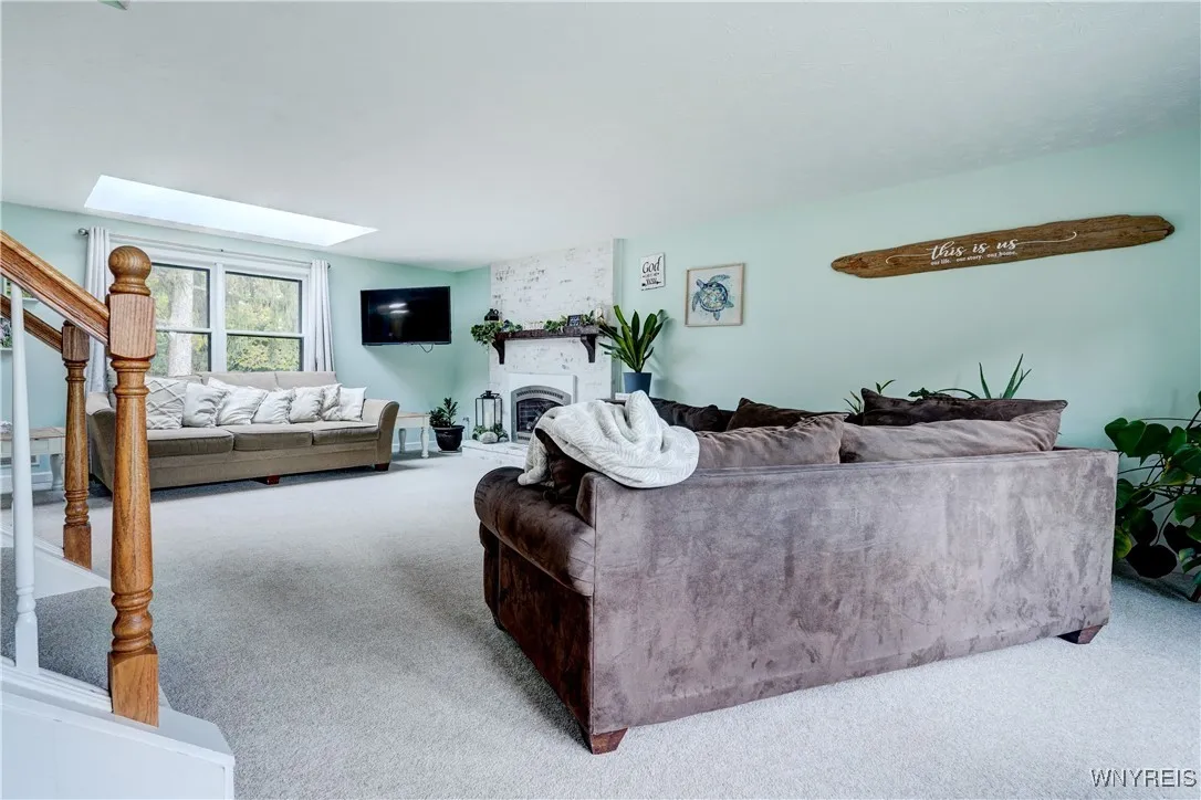 6 High Point Drive, Parma, New York 14559, Parma, New York 14559, 4 Bedrooms Bedrooms, 7 Rooms Rooms,2 BathroomsBathrooms,Residential,For Sale,6 High Point Drive, Parma, New York 14559,0,B1645585