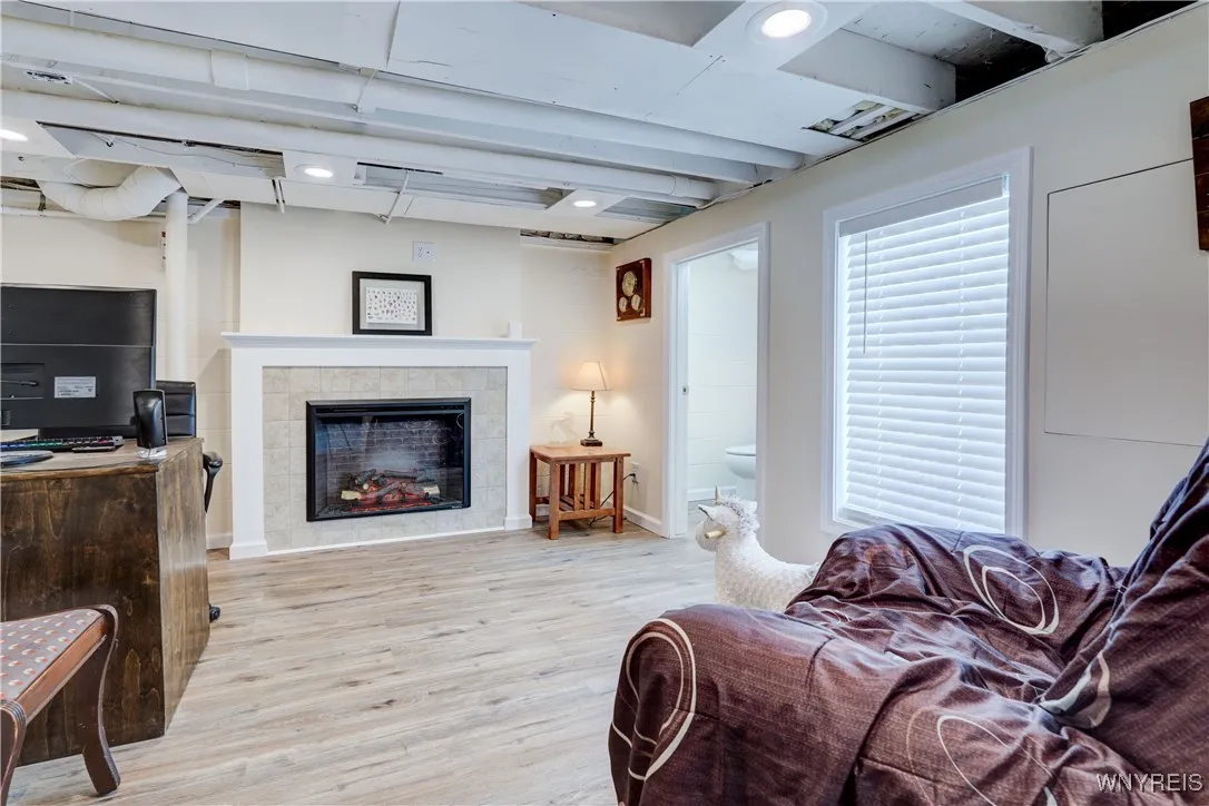 6 High Point Drive, Parma, New York 14559, Parma, New York 14559, 4 Bedrooms Bedrooms, 7 Rooms Rooms,2 BathroomsBathrooms,Residential,For Sale,6 High Point Drive, Parma, New York 14559,0,B1645585