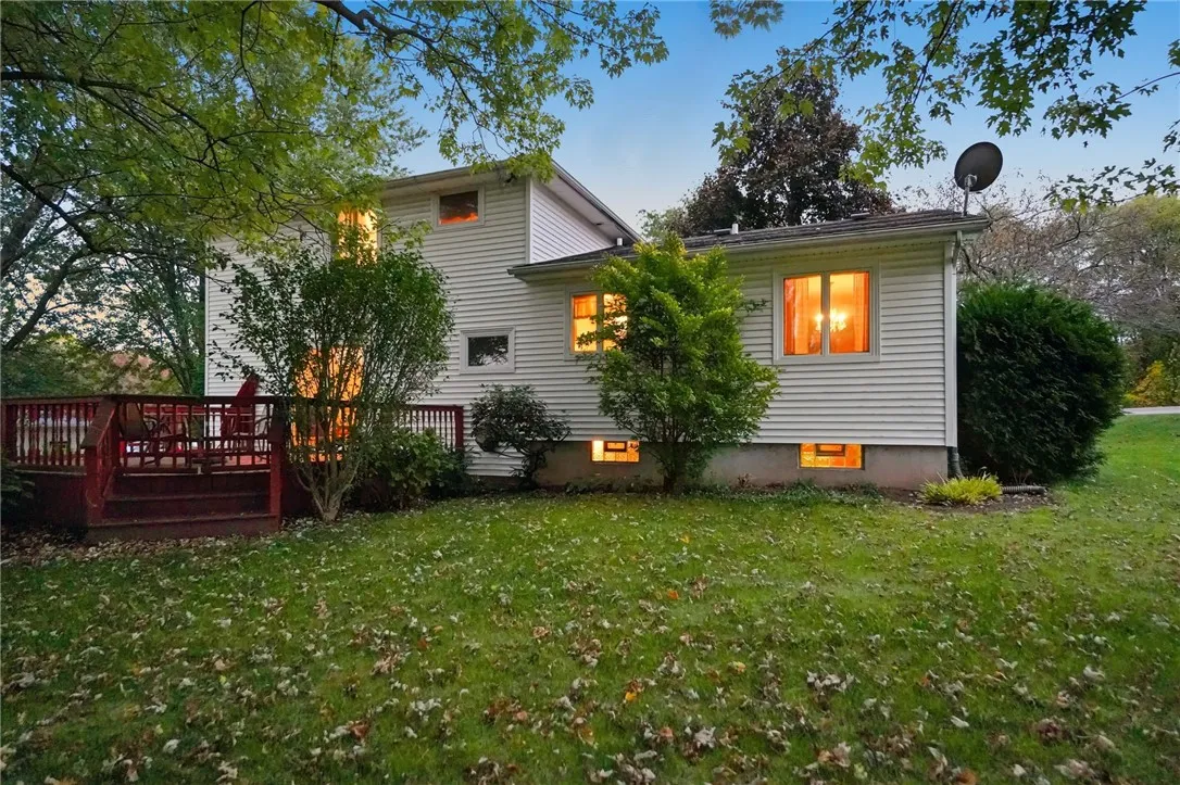 5485 Niagara Street Extension, Lockport Town, New, Lockport Town, New York 14094, 3 Bedrooms Bedrooms, 7 Rooms Rooms,2 BathroomsBathrooms,Residential,For Sale,5485 Niagara Street Extension, Lockport Town, New ,0,R1645694