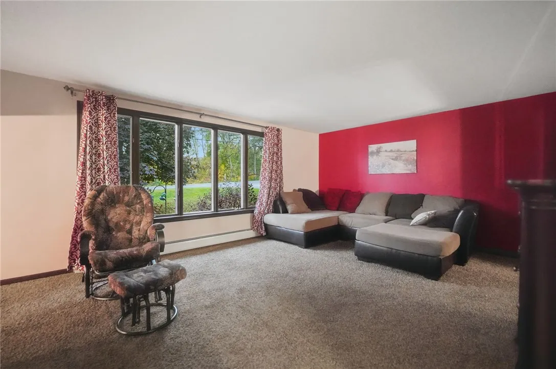 5485 Niagara Street Extension, Lockport Town, New, Lockport Town, New York 14094, 3 Bedrooms Bedrooms, 7 Rooms Rooms,2 BathroomsBathrooms,Residential,For Sale,5485 Niagara Street Extension, Lockport Town, New ,0,R1645694