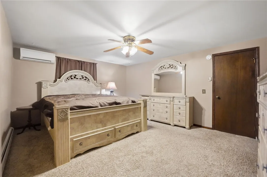 5485 Niagara Street Extension, Lockport Town, New, Lockport Town, New York 14094, 3 Bedrooms Bedrooms, 7 Rooms Rooms,2 BathroomsBathrooms,Residential,For Sale,5485 Niagara Street Extension, Lockport Town, New ,0,R1645694