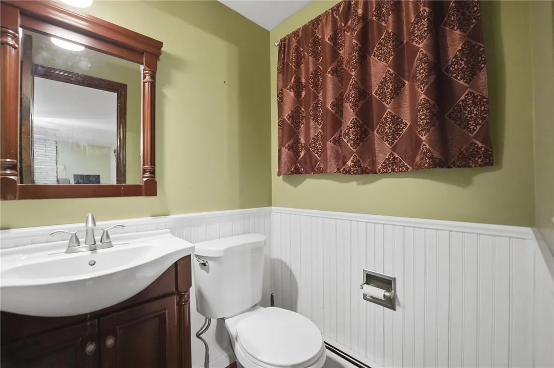 5485 Niagara Street Extension, Lockport Town, New, Lockport Town, New York 14094, 3 Bedrooms Bedrooms, 7 Rooms Rooms,2 BathroomsBathrooms,Residential,For Sale,5485 Niagara Street Extension, Lockport Town, New ,0,R1645694