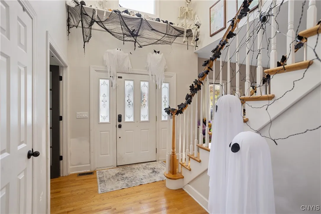 8512 Van Wie Drive West, Lysander, New York 13027, Lysander, New York 13027, 4 Bedrooms Bedrooms, 11 Rooms Rooms,2 BathroomsBathrooms,Residential,For Sale,8512 Van Wie Drive West, Lysander, New York 13027,0,S1645764