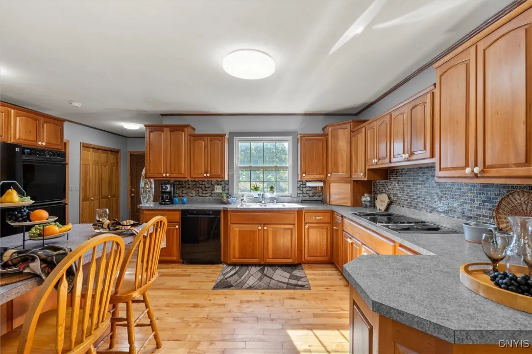 Another view of kitchen