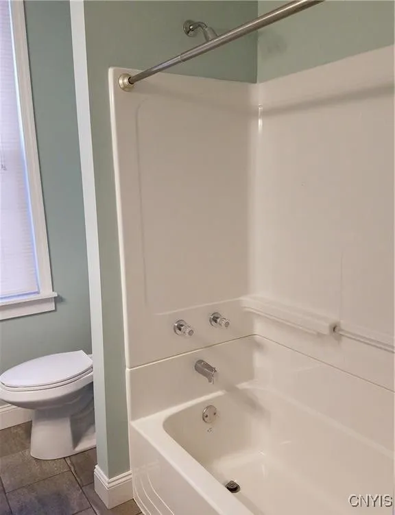 1801 James Street 1, Syracuse, New York 13206, Syracuse, New York 13206, 2 Bedrooms Bedrooms, 6 Rooms Rooms,1 BathroomBathrooms,Residential Lease,For Rent,1801 James Street 1, Syracuse, New York 13206,0,S1645335