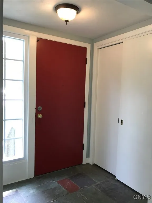 1801 James Street 1, Syracuse, New York 13206, Syracuse, New York 13206, 2 Bedrooms Bedrooms, 6 Rooms Rooms,1 BathroomBathrooms,Residential Lease,For Rent,1801 James Street 1, Syracuse, New York 13206,0,S1645335