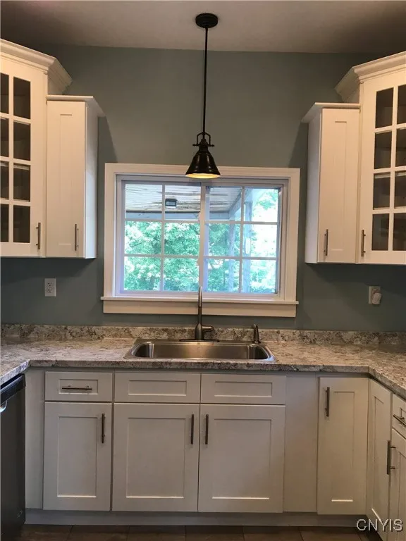 1801 James Street 1, Syracuse, New York 13206, Syracuse, New York 13206, 2 Bedrooms Bedrooms, 6 Rooms Rooms,1 BathroomBathrooms,Residential Lease,For Rent,1801 James Street 1, Syracuse, New York 13206,0,S1645335