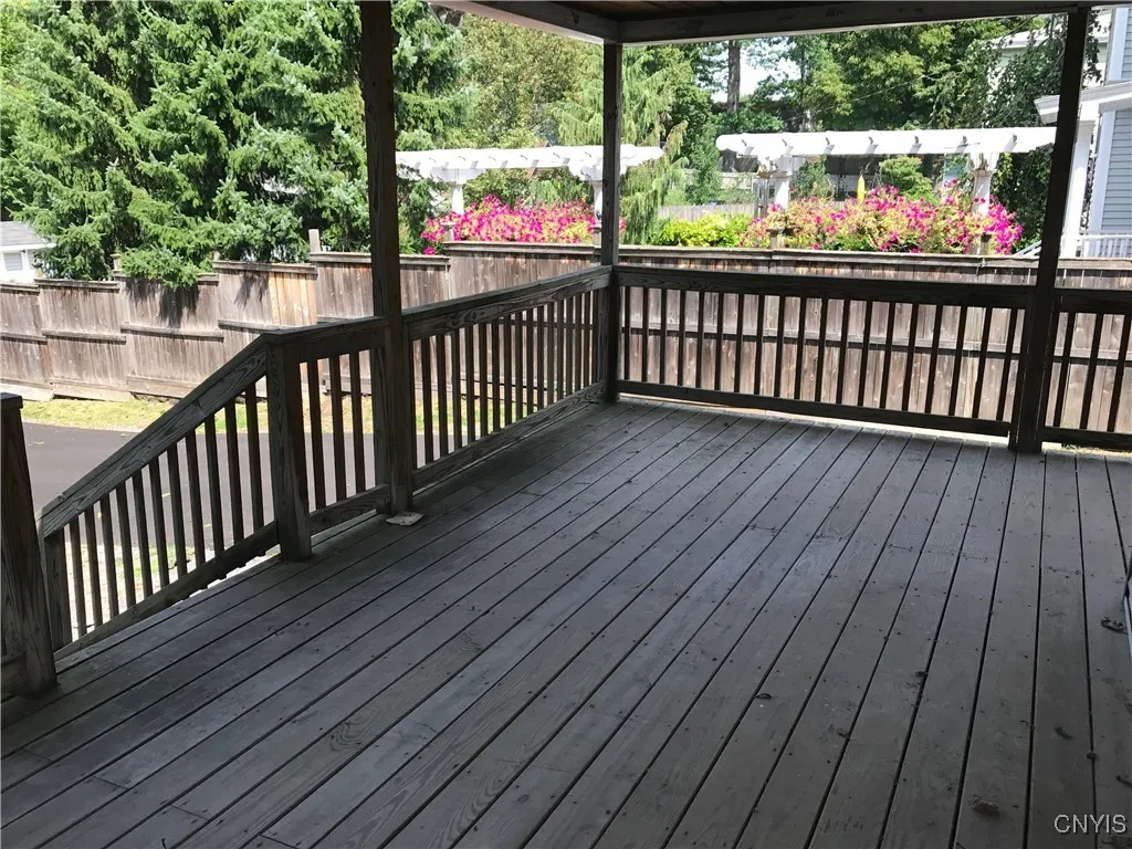 1801 James Street 1, Syracuse, New York 13206, Syracuse, New York 13206, 2 Bedrooms Bedrooms, 6 Rooms Rooms,1 BathroomBathrooms,Residential Lease,For Rent,1801 James Street 1, Syracuse, New York 13206,0,S1645335