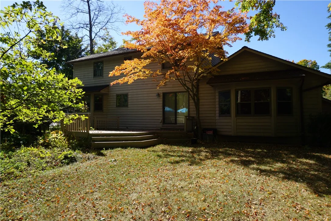 237 Creighton Lane, Greece, New York 14612, Greece, New York 14612, 3 Bedrooms Bedrooms, 7 Rooms Rooms,2 BathroomsBathrooms,Residential,For Sale,237 Creighton Lane, Greece, New York 14612,0,R1642596