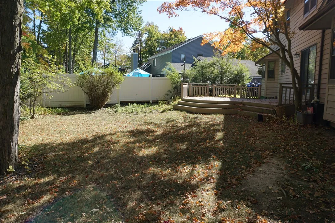 237 Creighton Lane, Greece, New York 14612, Greece, New York 14612, 3 Bedrooms Bedrooms, 7 Rooms Rooms,2 BathroomsBathrooms,Residential,For Sale,237 Creighton Lane, Greece, New York 14612,0,R1642596