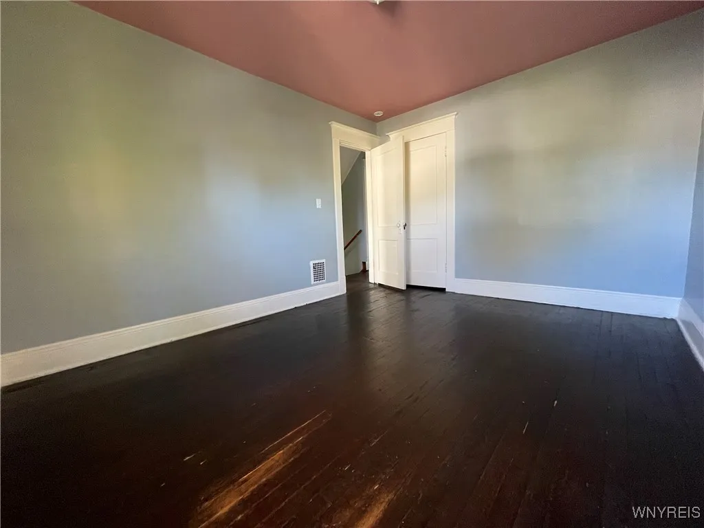 24 Utica Street, Lockport City, New York 14094, Lockport City, New York 14094, 3 Bedrooms Bedrooms, 7 Rooms Rooms,1 BathroomBathrooms,Residential,For Sale,24 Utica Street, Lockport City, New York 14094,0,B1645782