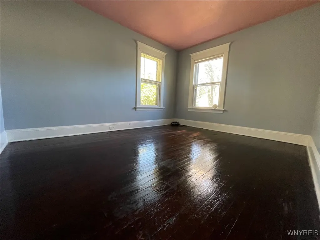 24 Utica Street, Lockport City, New York 14094, Lockport City, New York 14094, 3 Bedrooms Bedrooms, 7 Rooms Rooms,1 BathroomBathrooms,Residential,For Sale,24 Utica Street, Lockport City, New York 14094,0,B1645782