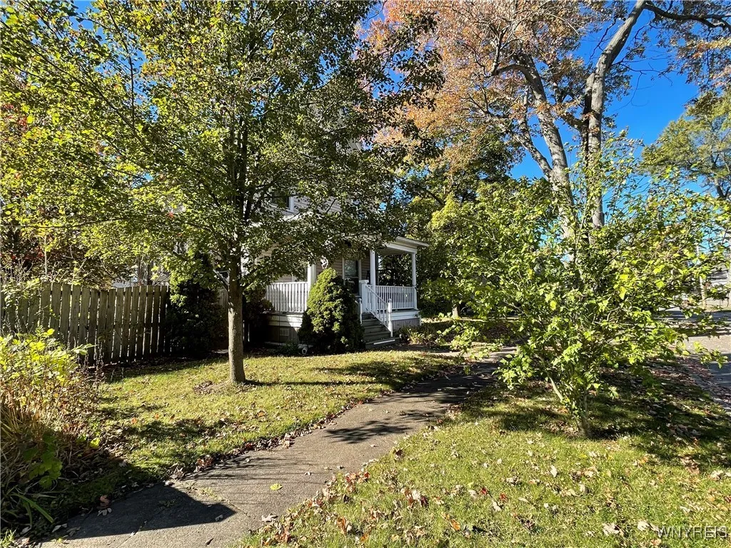 24 Utica Street, Lockport City, New York 14094, Lockport City, New York 14094, 3 Bedrooms Bedrooms, 7 Rooms Rooms,1 BathroomBathrooms,Residential,For Sale,24 Utica Street, Lockport City, New York 14094,0,B1645782