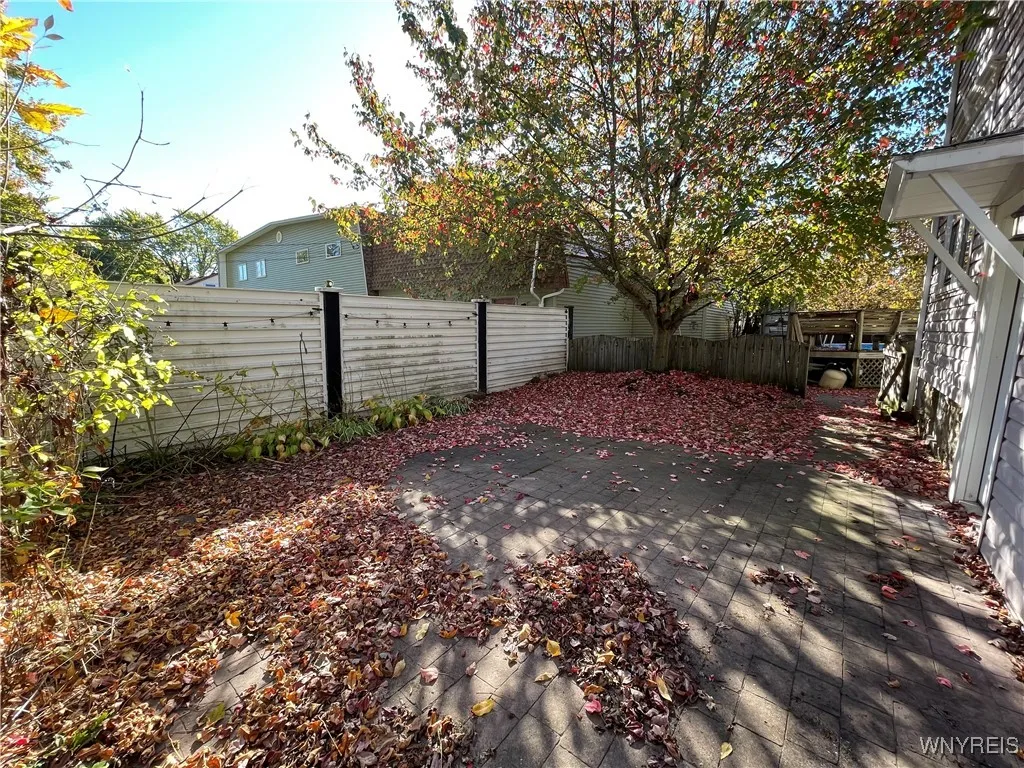 24 Utica Street, Lockport City, New York 14094, Lockport City, New York 14094, 3 Bedrooms Bedrooms, 7 Rooms Rooms,1 BathroomBathrooms,Residential,For Sale,24 Utica Street, Lockport City, New York 14094,0,B1645782