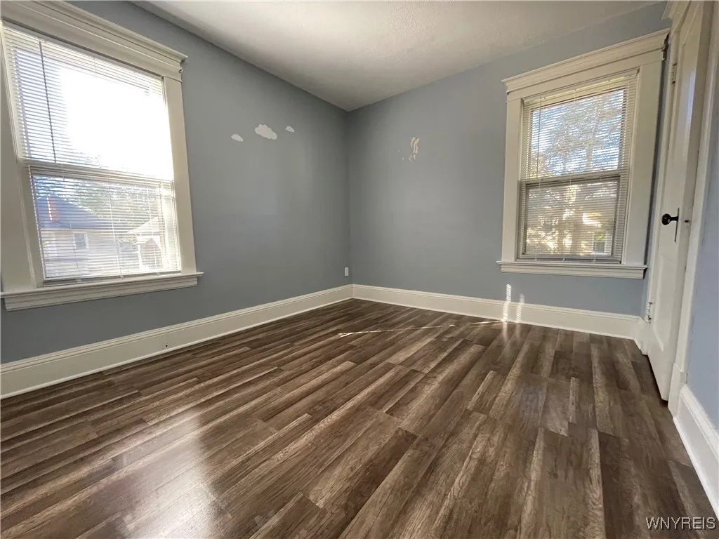 24 Utica Street, Lockport City, New York 14094, Lockport City, New York 14094, 3 Bedrooms Bedrooms, 7 Rooms Rooms,1 BathroomBathrooms,Residential,For Sale,24 Utica Street, Lockport City, New York 14094,0,B1645782
