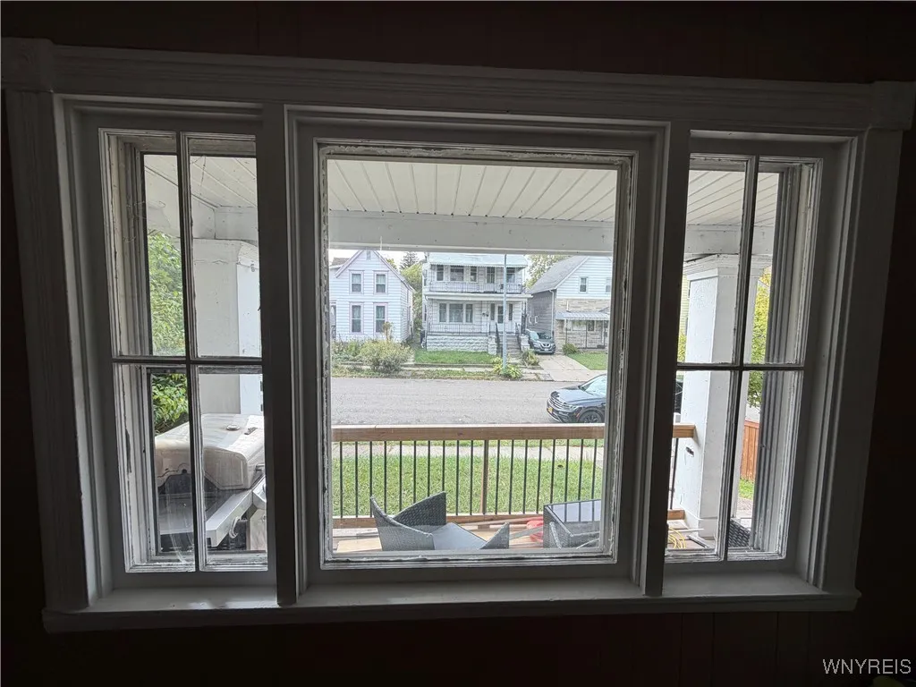 21 Abbottsford Place Lower, Buffalo, New York 1421, Buffalo, New York 14213, 3 Bedrooms Bedrooms, 7 Rooms Rooms,1 BathroomBathrooms,Residential Lease,Closed,21 Abbottsford Place Lower, Buffalo, New York 1421,0,B1645598