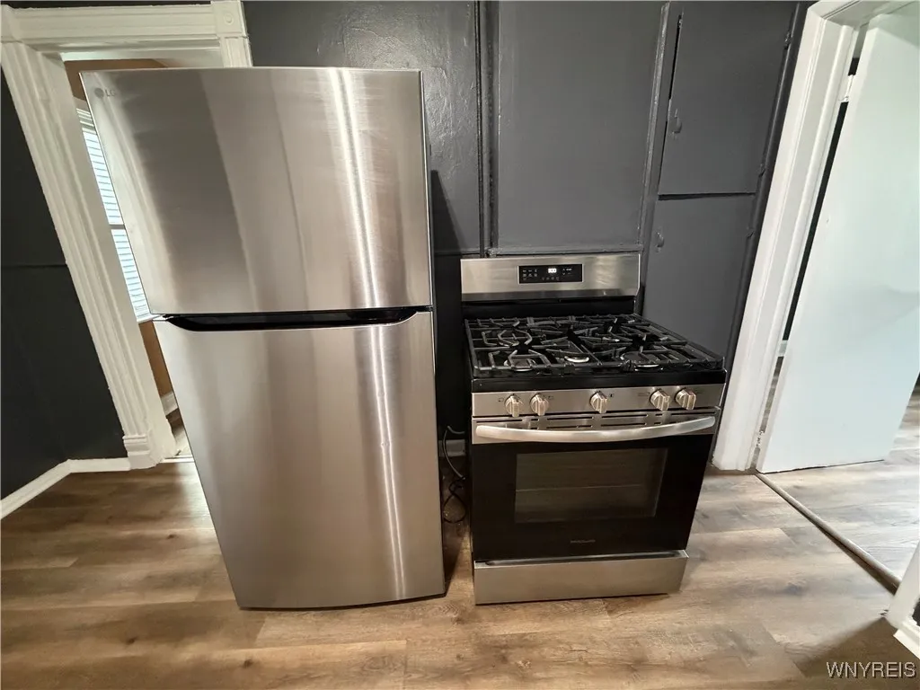 21 Abbottsford Place Lower, Buffalo, New York 1421, Buffalo, New York 14213, 3 Bedrooms Bedrooms, 7 Rooms Rooms,1 BathroomBathrooms,Residential Lease,Closed,21 Abbottsford Place Lower, Buffalo, New York 1421,0,B1645598