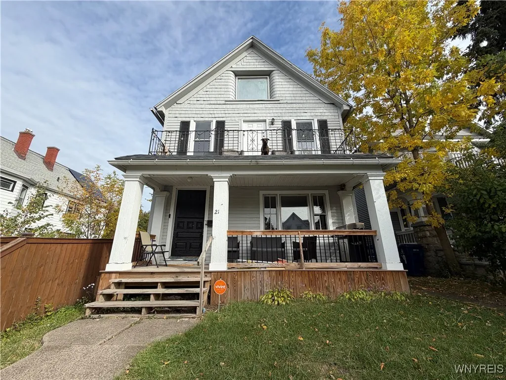21 Abbottsford Place Lower, Buffalo, New York 1421, Buffalo, New York 14213, 3 Bedrooms Bedrooms, 7 Rooms Rooms,1 BathroomBathrooms,Residential Lease,Closed,21 Abbottsford Place Lower, Buffalo, New York 1421,0,B1645598