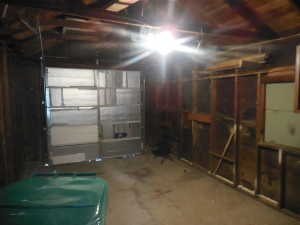 83 Main Street North, Perry, New York 14530, Perry, New York 14530, 3 Bedrooms Bedrooms, 6 Rooms Rooms,1 BathroomBathrooms,Residential,For Sale,83 Main Street North, Perry, New York 14530,0,R1645805