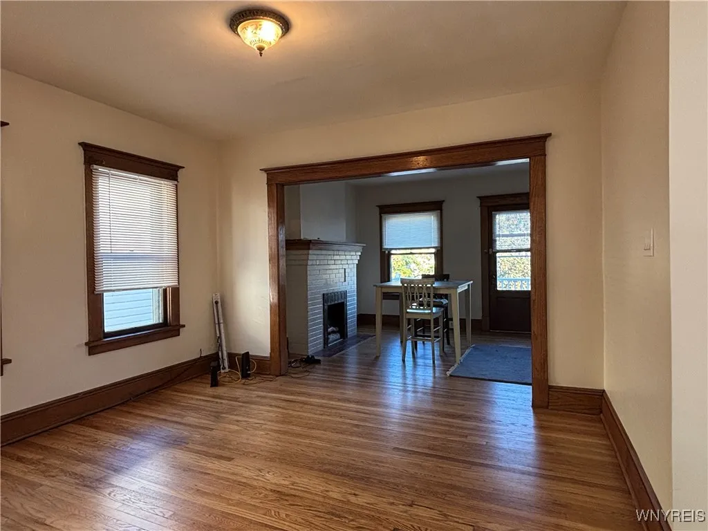 430 Colvin Avenue 2, Buffalo, New York 14216, Buffalo, New York 14216, 3 Bedrooms Bedrooms, 7 Rooms Rooms,1 BathroomBathrooms,Residential Lease,For Rent,430 Colvin Avenue 2, Buffalo, New York 14216,0,B1645804