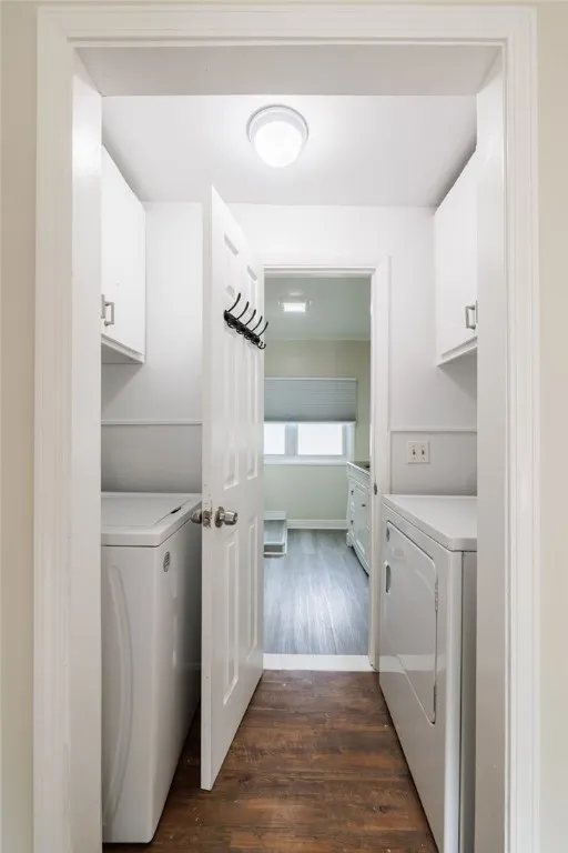 44 Beach Terrace, Irondequoit, New York 14617, Irondequoit, New York 14617, 6 Bedrooms Bedrooms, 7 Rooms Rooms,2 BathroomsBathrooms,Residential,For Sale,44 Beach Terrace, Irondequoit, New York 14617,0,R1645816